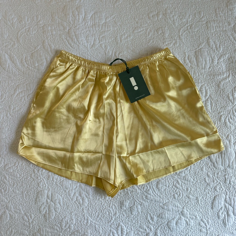 Daily Drills Silky Shorts in Butter - S